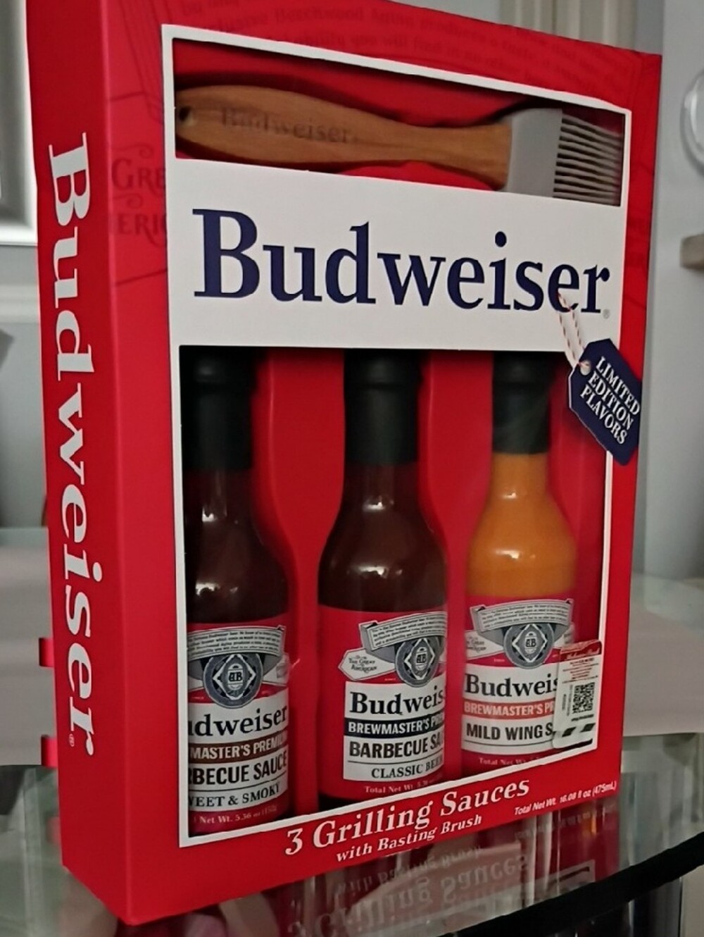 BUDWEISER Red 3-PACK Grilling Sauces GIFT SET w/Basting Brush NWT Tis Bud's 4 U!